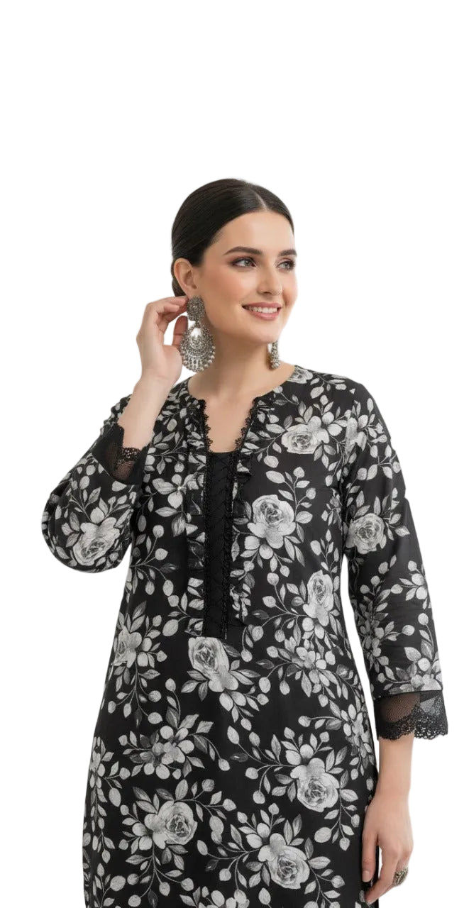 Exclusive linen lining Black & White Print | Tooba Noor